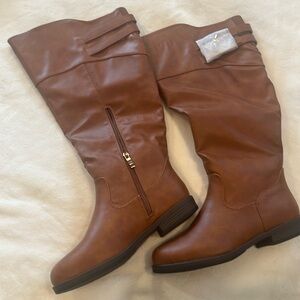 Size 9 tall brown boots